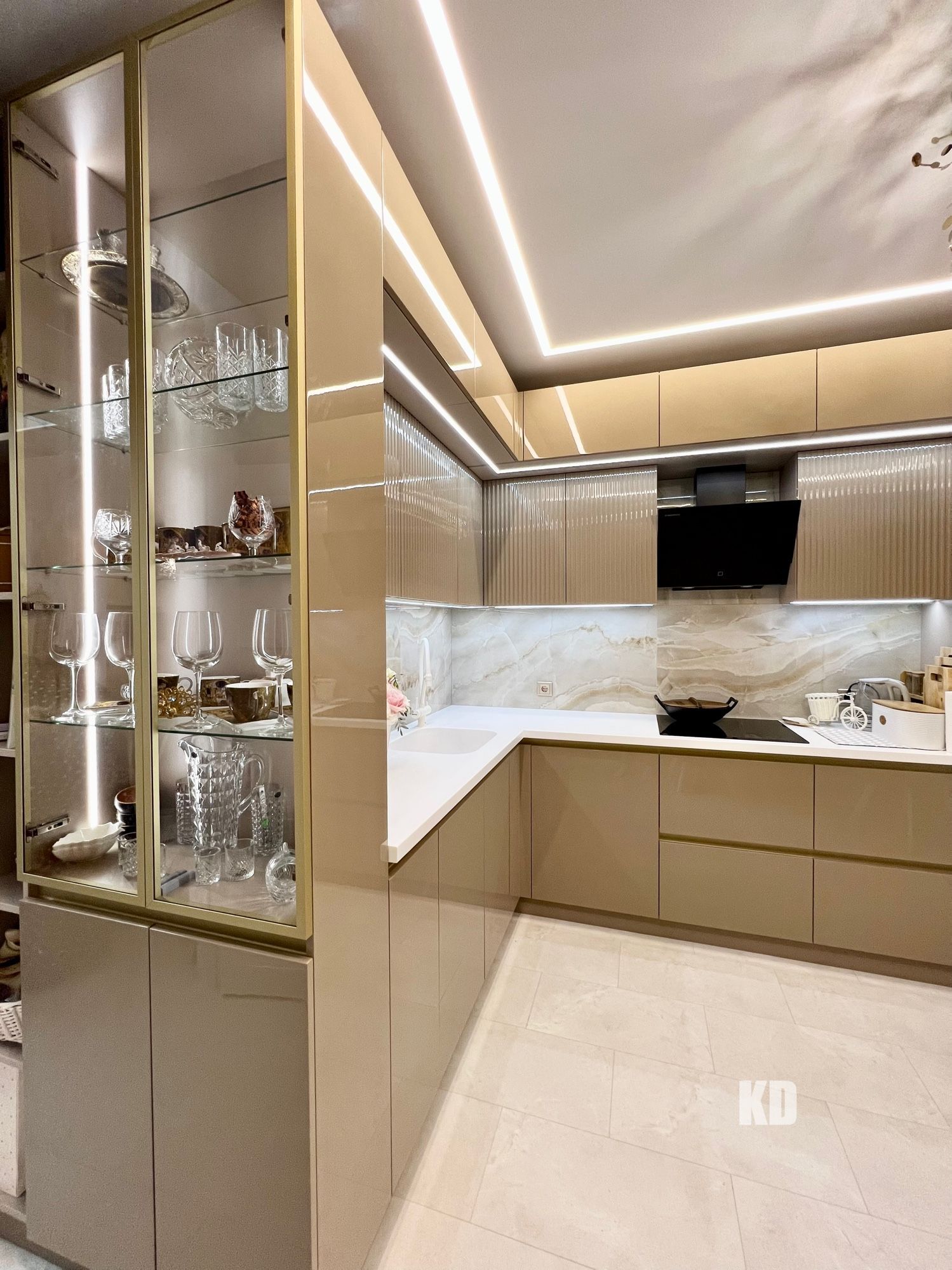 Кухня современная Pure Form Kitchens Кухня современная Pure Form Kitchens
