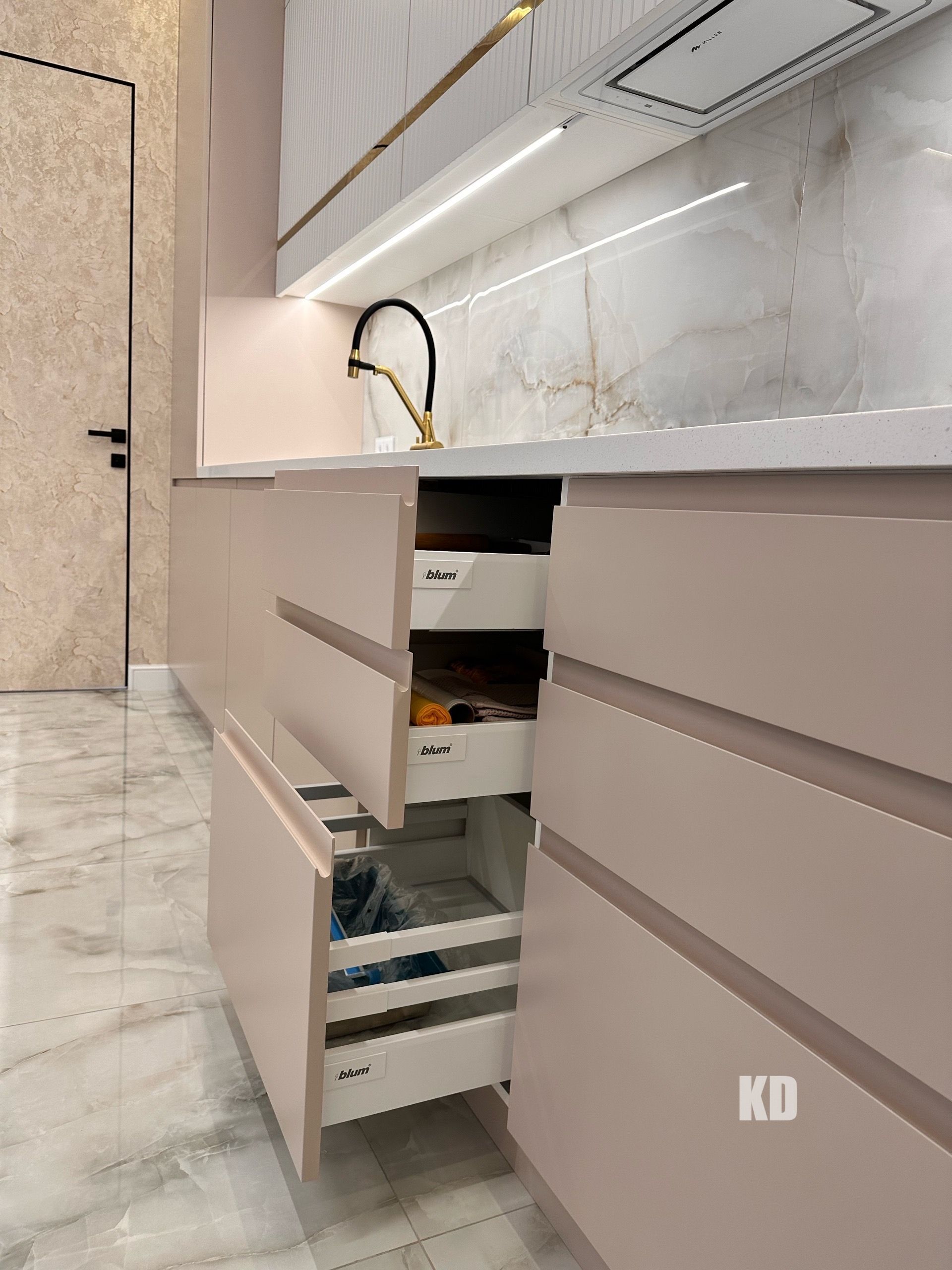 Кухня Elemental Kitchens Кухня Elemental Kitchens